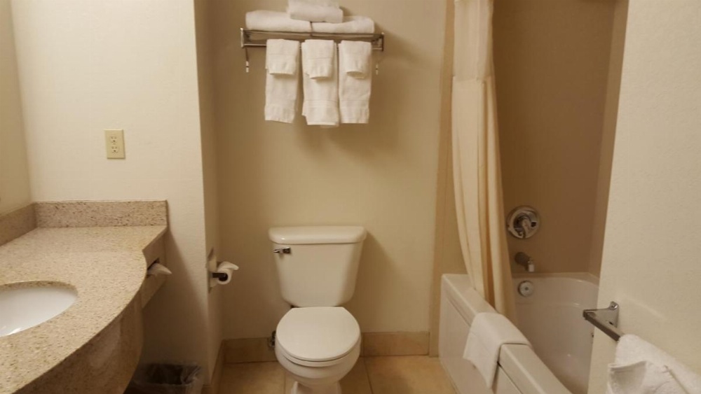 Oceanfront Lodge Image 15