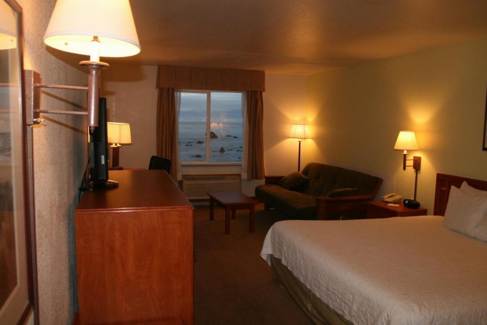Oceanfront Lodge Image 30